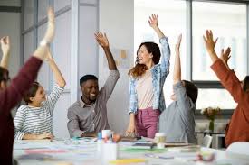 چگونه کارکنان خود را درک کنید و آنها را راضی نگه دارید