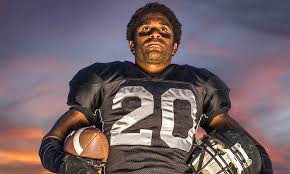 علاقه مندان اولیه برای برنده شدن عنوان NFL rushing چه کسانی هستند؟